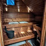木屋 North Frontier 萨利色尔卡