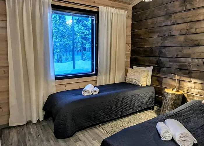 Chalet North Frontier